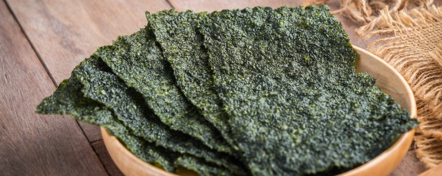 菠菜和紫菜可以一起食用吗(紫菜可以和菠菜一起吃吗?)