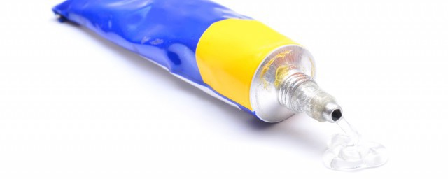 强力胶粘手上怎么办(手让强力胶粘住怎么办)