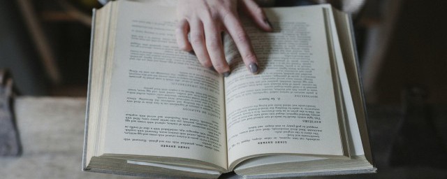 河中石兽告诉我们了什么道理(河中石兽让我们明白了什么道理)