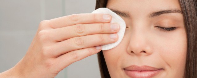 海绵粉扑可以怎样清洗干净(海绵粉扑的正确使用方法)