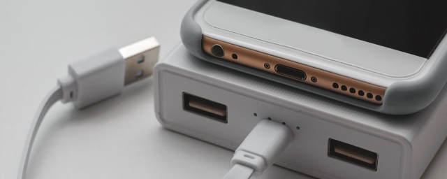 充电器线裂开如何处理(充电器线开裂怎么修复)