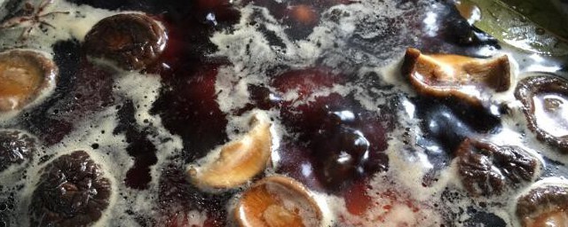 香菇不熟会不会中毒(香菇不熟会不会有毒)