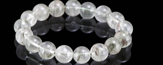 白水晶如何能清洗干净(水晶怎样清洗)