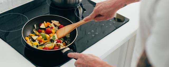 香油如何炒菜(香油可以用来炒菜)