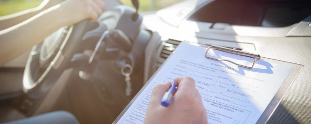 怎么判断节气门是否清洗干净(节气门看着干净也要清洗吗)