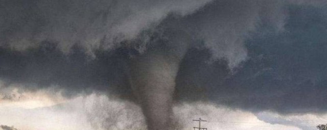 龙卷风的特点(龙卷风的特点是什么?(中心气压)