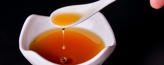 过期食用油吃了会有什么后果(过期的食用油吃了以后有什么危害)