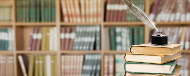 高屋建瓴的意思(高屋建瓴的意思及成语解释)