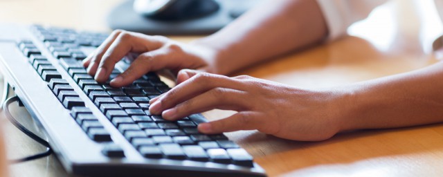 键盘数字键打不出来(为什么键盘数字键打不出来)