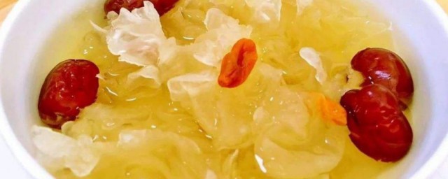 银耳汤隔夜吃了有害吗(隔夜的银耳汤真的不能喝吗)