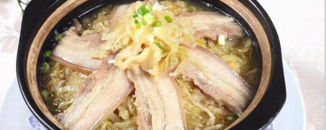 酸菜白肉的做法和步骤是什么(酸菜白肉咋做)