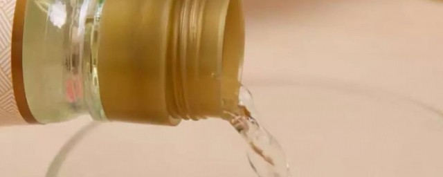 米醋替代白醋好吗(白醋可以代替白醋吗)