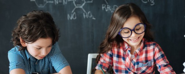 阿能够以组什么词语(阿能组什么词儿)