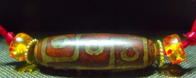 九眼天珠佩戴禁忌是什么(戴九眼天珠好不好)