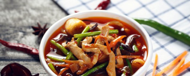 鱼香肉丝最简单做法步骤是什么(鱼香肉丝有几种做法)