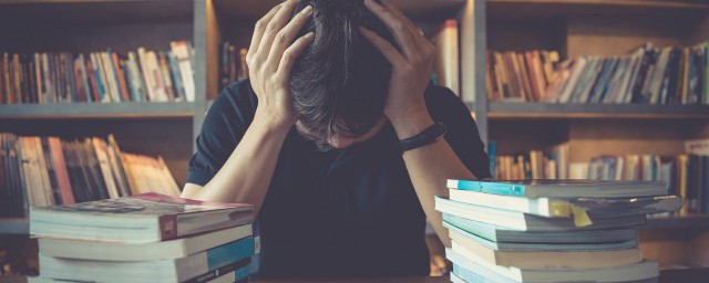 银瓶乍破水浆迸下一句介绍(银瓶乍破水迸进)