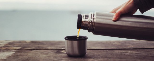 保温杯能否泡咖啡(保温杯到底能不能泡咖啡)
