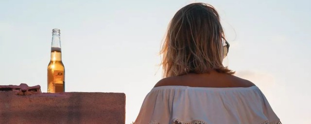 一醉解千愁后半句怎么接(一醉解千愁前一句)