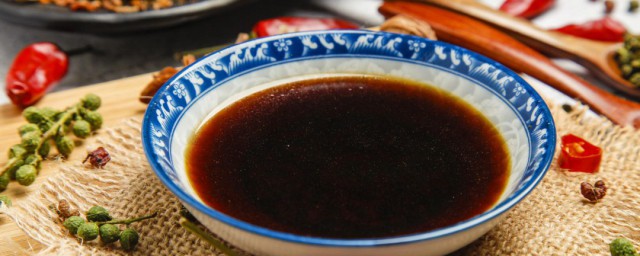 吃了过期醋的危害(吃过期的醋会有问题吗)