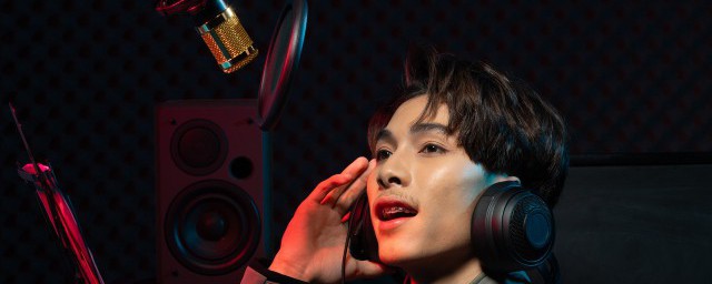 午夜怨曲表达的意思是什么(午夜怨曲歌词表达意思)