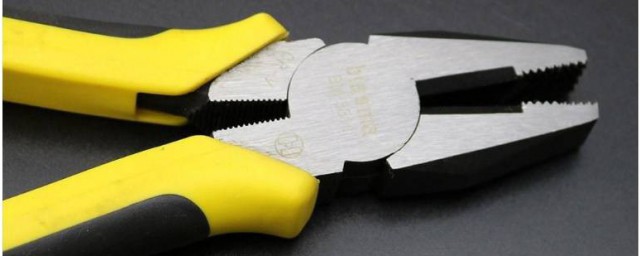 水口钳和斜口钳的区别简单介绍(水口钳是斜口钳吗)