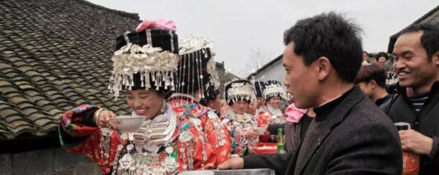 湖南习俗介绍(关于湖南的风俗)