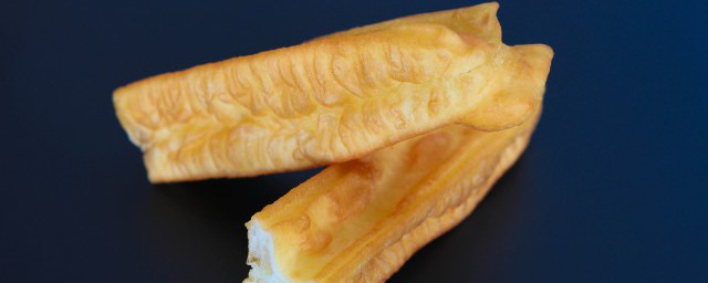 小油条家常做法(家庭版小油条的简单做法)