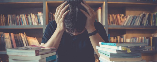 一个口加一个刺读作什么(一个口加个刺念什么)