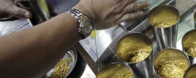 黄金清洗方法介绍(黄金的正确清洗方法)