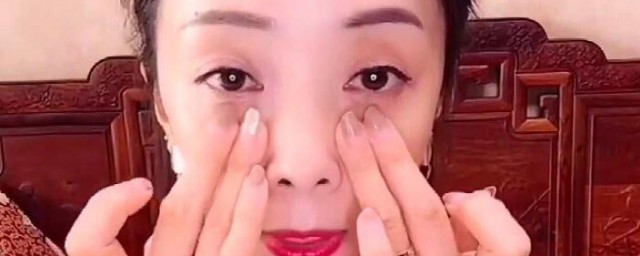 涂眼霜何时最佳(什么时候涂眼霜最好)