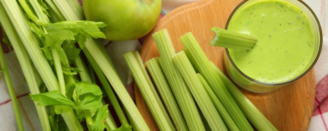 芹菜煮水喝功效是什么(水煮芹菜有什么功效)