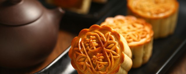 怎么做奶黄流沙月饼(奶黄月饼做法)