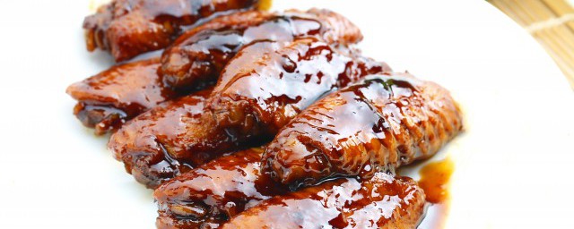 可乐鸡翅做法步骤(电饭锅做可乐鸡翅的做法步骤)