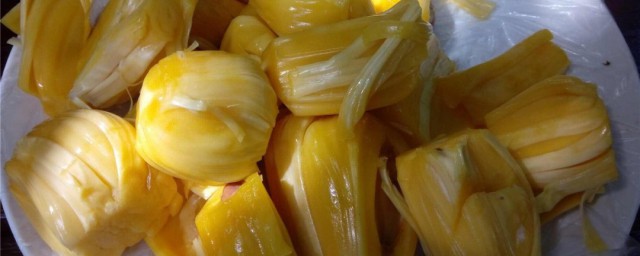 吃菠萝蜜可不可以喝茶(喝茶吃菠萝蜜可以吗)