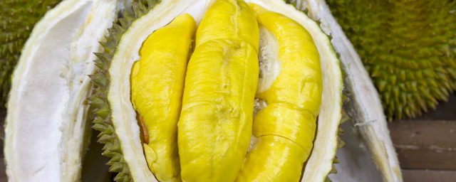 榴莲颜色是不是越黄越好(榴莲的颜色选黄的还是绿的?)