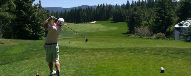 关于打高尔夫人生感悟句子(赞美打高尔夫人的感悟句子)