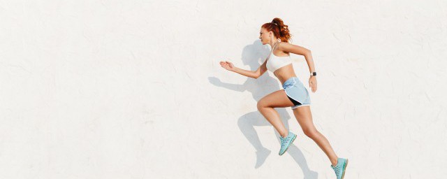 夏天锻炼身体应注意事项(夏季锻炼时应注意补充什么)