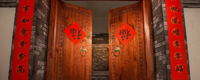 贴春联来历(贴春联来历50字)