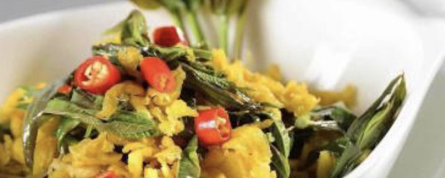 高血压的人能不能吃香椿炒鸡蛋(血脂高可以吃香椿炒鸡蛋吗)