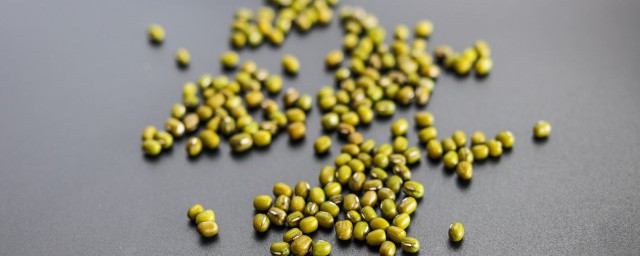 铁锅煮绿豆汤能不能吃(铁锅煮的绿豆汤可以喝吗)