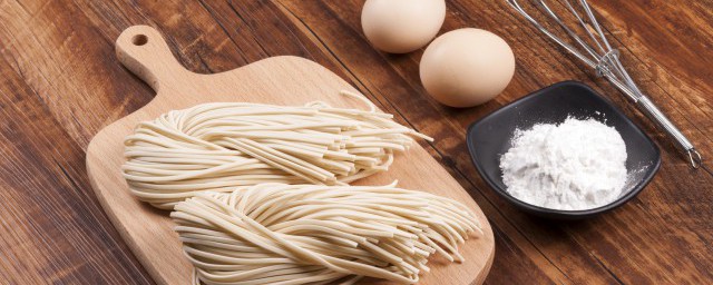 吃碱面会对体重影响吗(碱面吃了容易胖吗)