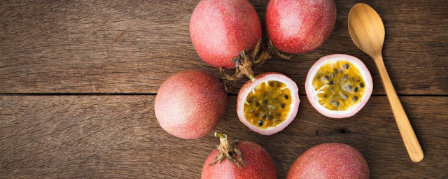 如何判断百香果坏没坏(怎么鉴别百香果坏没坏)