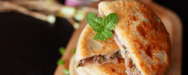 教你电饼铛发面饼的做法(电饼铛发面烙饼的做法)