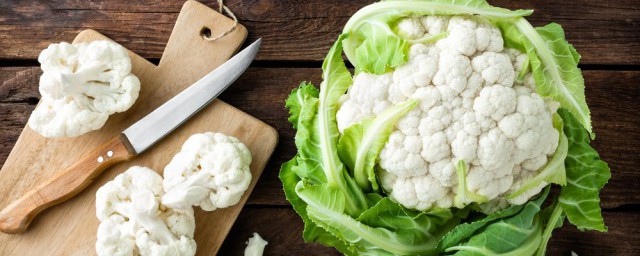 花菜上面长黑点的原因是什么(花菜长黑点点)