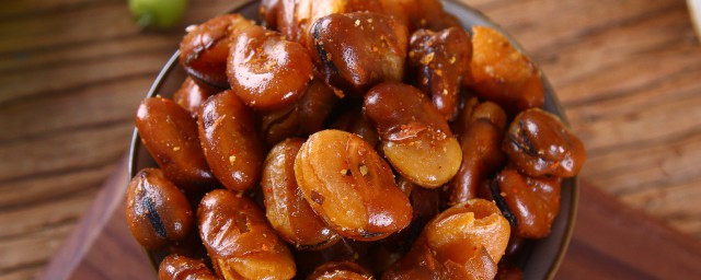 油炸蚕豆怎么做(油炸蚕豆怎么做酥窍门)