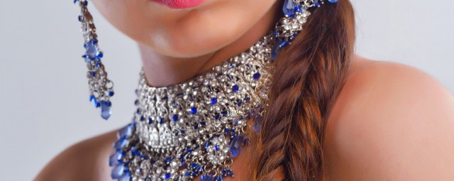 卖珠宝要注意什么(买珠宝注意什么)