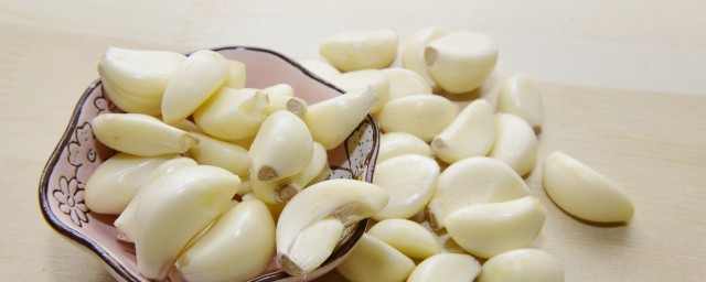 三年的糖醋蒜还不能能吃(泡了两三年的糖醋蒜还能吃吗)