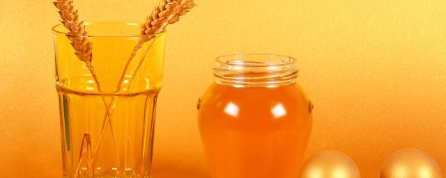 甘草加蜂蜜一天喝多少较好(炙甘草一斤放多少蜂蜜)