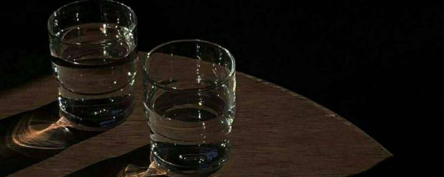 酒是个好东西伤感句子有哪些(酒真是个好东西伤感)