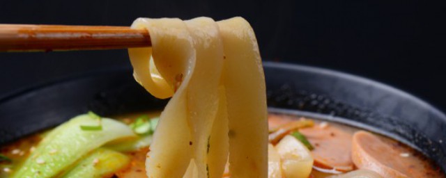 教你三种牛肉汤面汤底的做法与配料(如何做牛肉面汤底)